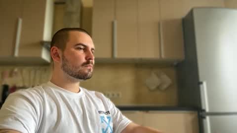 Snapshot of nikbusiness chatting on 09/18/25, 07:43 Nick online show from 09/18/25, 07:43