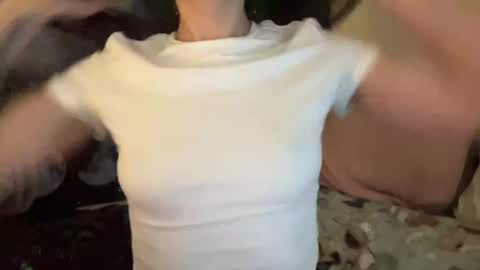 Snapshot of nikeela chatting on 02/28/25, 12:21 CocoCum online show from 02/28/25, 12:21