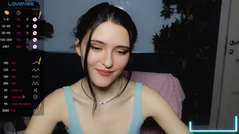Snapshot of niki_cutes chatting on 03/07/25, 01:09 niki_cutes online show from 03/07/25, 01:09