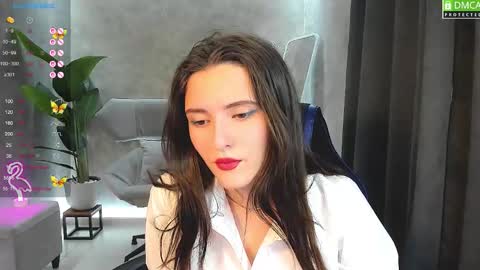 Snapshot of niki_cutes chatting on 10/18/25, 01:30 niki_cutes online show from 10/18/25, 01:30