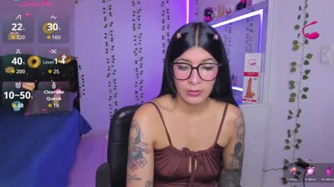 Snapshot of nikibryce_ chatting on 07/15/26, 12:49 Niki online show from 07/15/26, 12:49