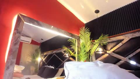 Snapshot of nikii_white chatting on 01/08/25, 03:08 nikii_white online show from 01/08/25, 03:08