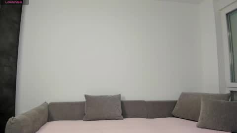 Nicole online show from 04/21/26, 11:27