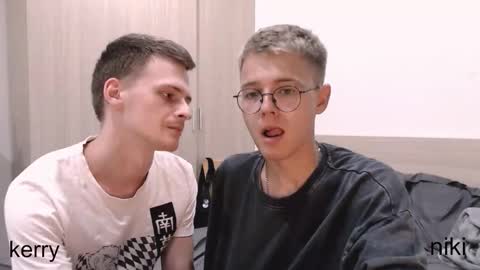 nikikerry_cum_ online show from 10/11/25, 11:42