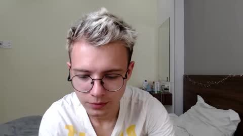 Snapshot of nikikerry_cum_ chatting on 02/15/26, 02:03 nikikerry_cum_ online show from 02/15/26, 02:03