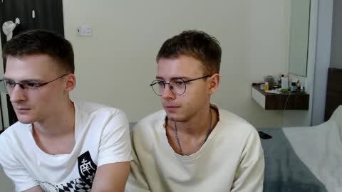 nikikerry_cum_ online show from 05/08/26, 11:48