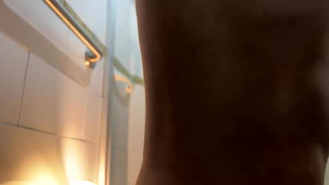 nikkelsofia online show from 10/05/25, 07:07