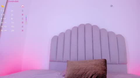 Snapshot of nikki_angel_ chatting on 11/25/25, 07:14 NIkki Angel online show from 11/25/25, 07:14