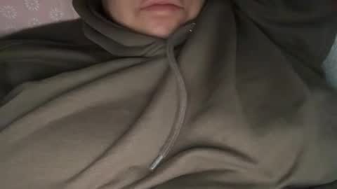 nikki_dd_ online show from 02/13/26, 08:21