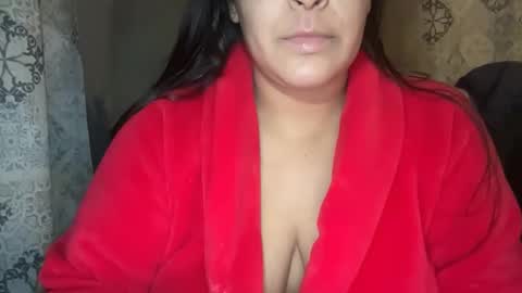 nikki_dd_ online show from 02/15/26, 05:59