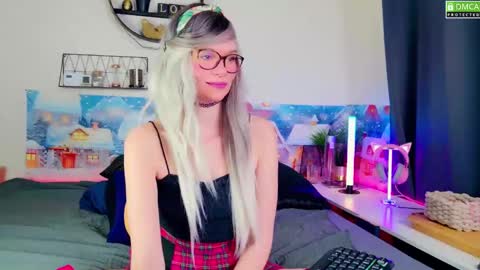 Kitty Chatte online show from 12/28/24, 07:33