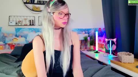 Kitty Chatte online show from 12/29/24, 07:39