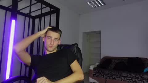 nikki online show from 03/03/25, 03:09