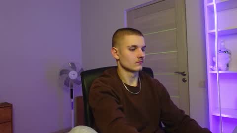 nikki online show from 01/16/26, 04:33