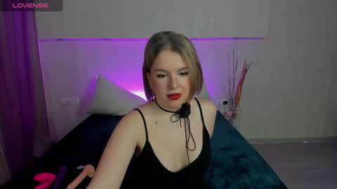 Snapshot of nikki_kai chatting on 02/01/25, 10:37 Nikki online show from 02/01/25, 10:37