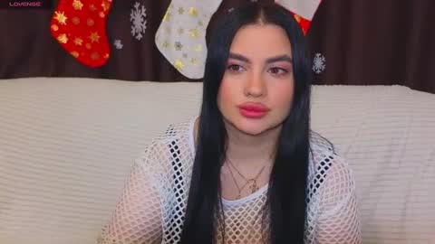 Nikki Kardashian online show from 01/13/25, 10:24