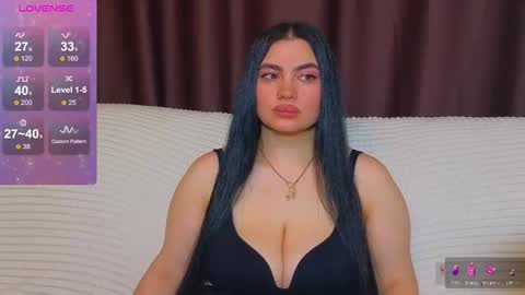 Nikki Kardashian online show from 02/25/25, 10:39