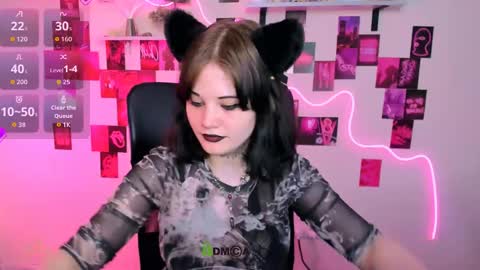Snapshot of nikki_kiss_ chatting on 05/22/26, 10:21 nikki_kiss_ online show from 05/22/26, 10:21