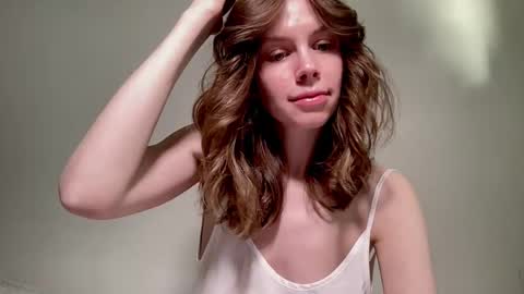 Snapshot of nikki_mi chatting on 12/18/24, 10:08 Nikki online show from 12/18/24, 10:08