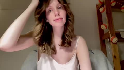 Snapshot of nikki_mi chatting on 12/21/24, 01:32 Nikki online show from 12/21/24, 01:32