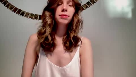 Snapshot of nikki_mi chatting on 01/18/25, 10:17 Nikki online show from 01/18/25, 10:17