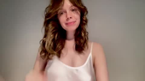 Snapshot of nikki_mi chatting on 03/08/25, 01:14 Nikki online show from 03/08/25, 01:14