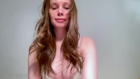 Snapshot of nikki_mi chatting on 05/09/26, 10:20 Nikki online show from 05/09/26, 10:20