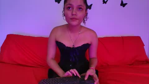 nikki_uwu online show from 06/14/26, 08:00