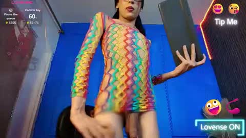 Snapshot of nikki_vesper chatting on 07/19/26, 04:38 nikki_vesper online show from 07/19/26, 04:38