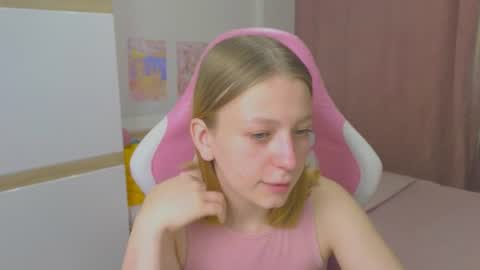 Beatrice online show from 06/20/26, 07:33