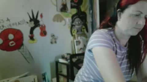 Nikkie online show from 11/17/25, 06:35