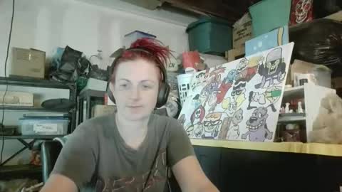 Nikkie online show from 04/21/26, 06:01