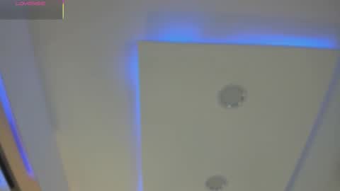 Snapshot of nikkii_vegaa chatting on 03/10/25, 04:38 Nikki online show from 03/10/25, 04:38
