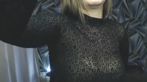 nikkikiss___ online show from 03/30/26, 05:03