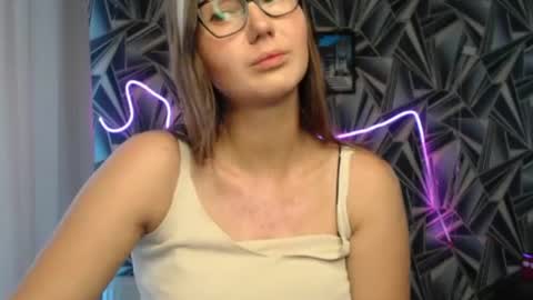 Snapshot of nikkikiss___ chatting on 06/10/26, 01:50 nikkikiss___ online show from 06/10/26, 01:50