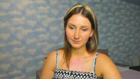 Snapshot of nikkikiss___ chatting on 06/29/26, 03:02 nikkikiss___ online show from 06/29/26, 03:02