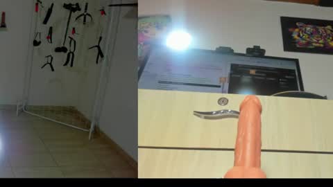 Snapshot of nikky__rosse chatting on 07/19/26, 12:20 nikky__rosse online show from 07/19/26, 12:20
