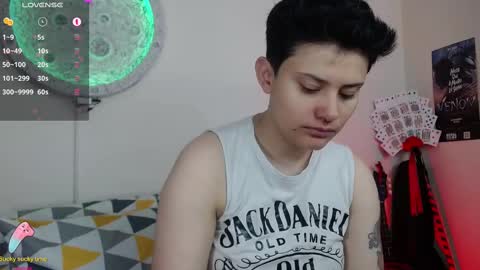 Nikky online show from 02/11/25, 01:09