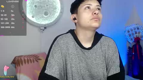 Nikky online show from 02/23/25, 01:21