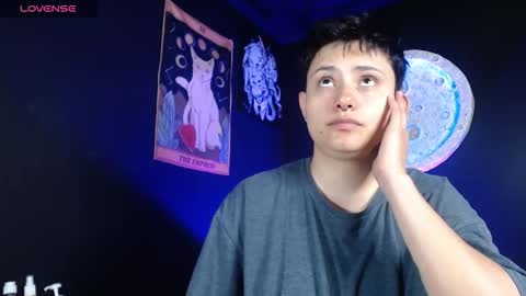 Nikky online show from 12/02/25, 01:39