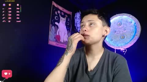 Nikky online show from 02/10/26, 01:04