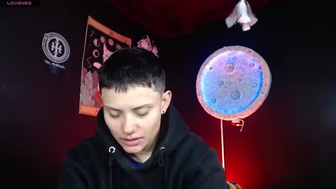 Snapshot of nikky_tomboy444 chatting on 06/30/26, 01:23 Nikky online show from 06/30/26, 01:23