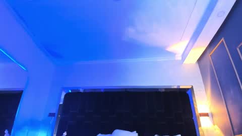     online show from 03/10/25, 07:07