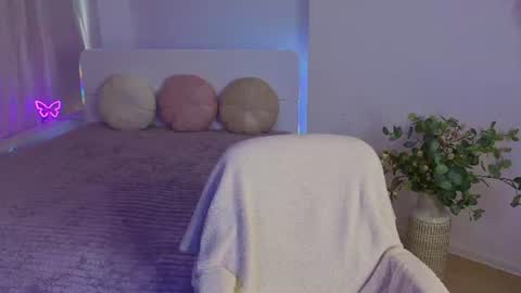 Nikky online show from 06/30/26, 05:41