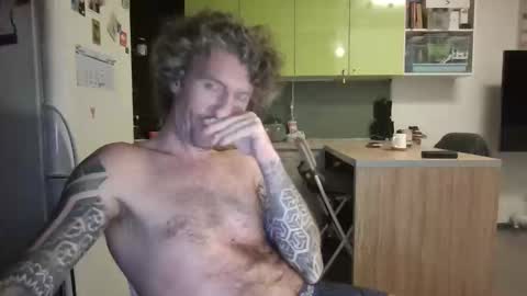 niknik39 online show from 02/04/26, 08:14