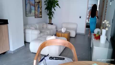 Nicole cam online show from 02/25/26, 08:29