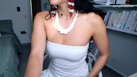 Nicole cam online show from 04/10/26, 08:02