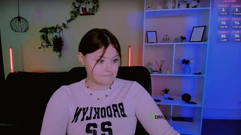 Snapshot of nikol_kitt chatting on 05/25/26, 06:58 Little Niko Help me reach my goals online show from 05/25/26, 06:58