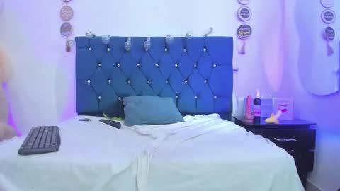 Nicol online show from 11/11/25, 06:41