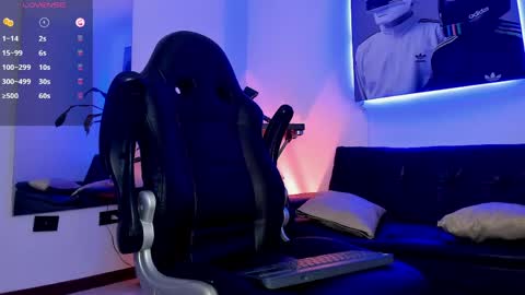 Nikola Hank online show from 04/17/26, 07:22